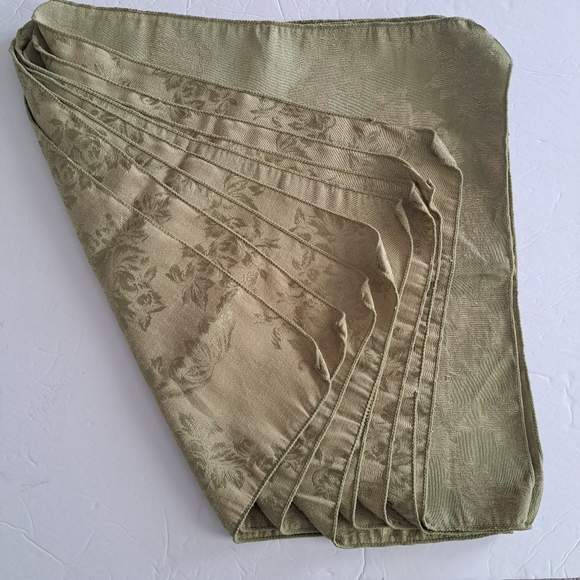 Eight Olive Green Leafy Design Table Napkins 16" x 16" - Picture 2 of 8